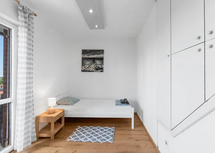 アパート Maria ポレッチ